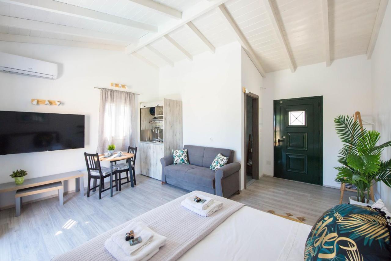 Acharavi Beach Villa Екстер'єр фото