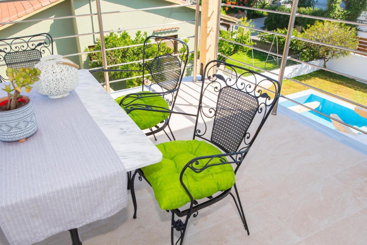 Acharavi Beach Villa Екстер'єр фото